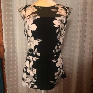 WHBM Sleeveless Black White Floral Blouse - L